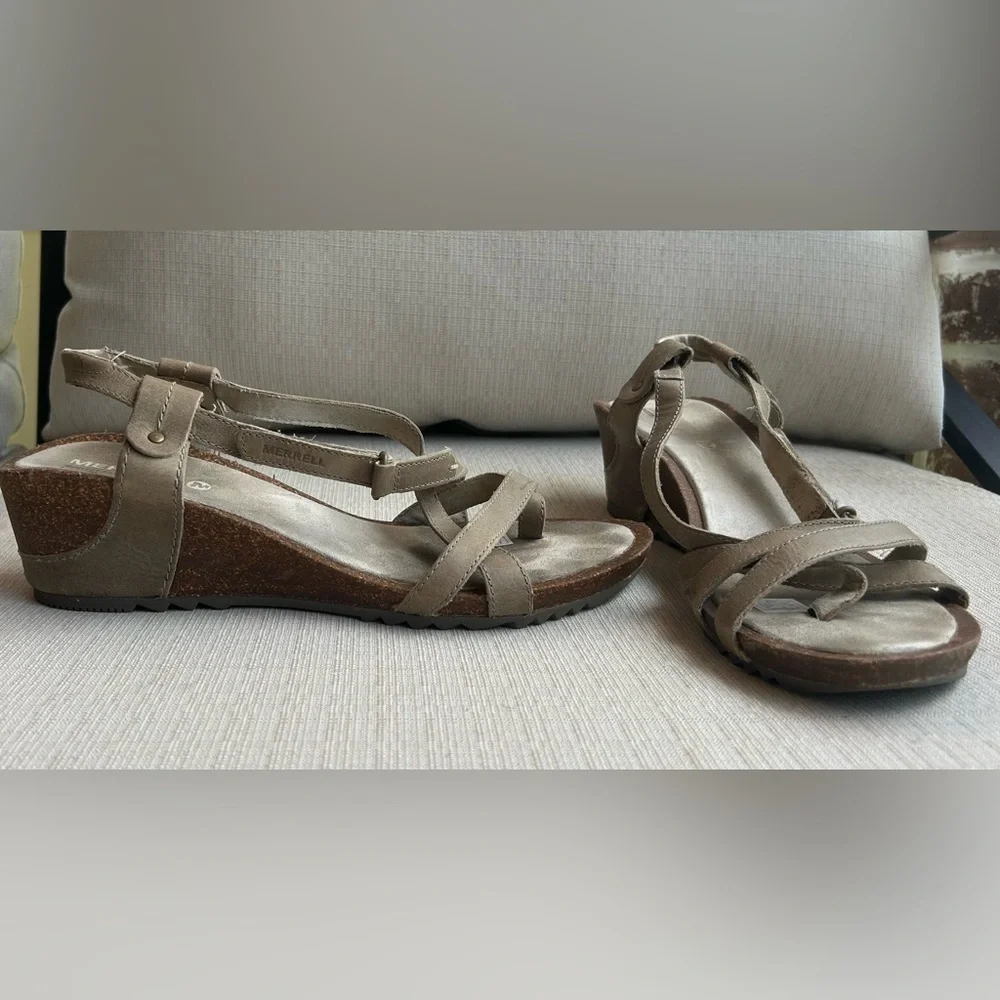 Merrell Women's Revalli Aura Tan Strappy Sandals, size 10 - Picture 3 of 6